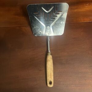 Vintage Ekco Flipper Lifter Chrome Plated Large Spatula Utensil Wood Handle